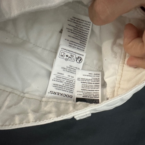White Casual Shorts DOCKERS brand size 32 - Picture 3 of 4